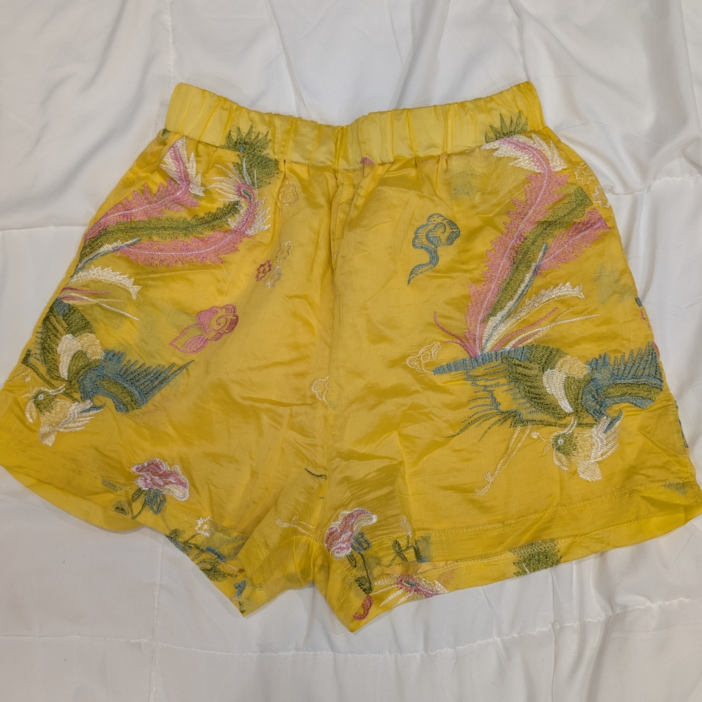 High-Waist Yellow Embroidered Women's Shorts